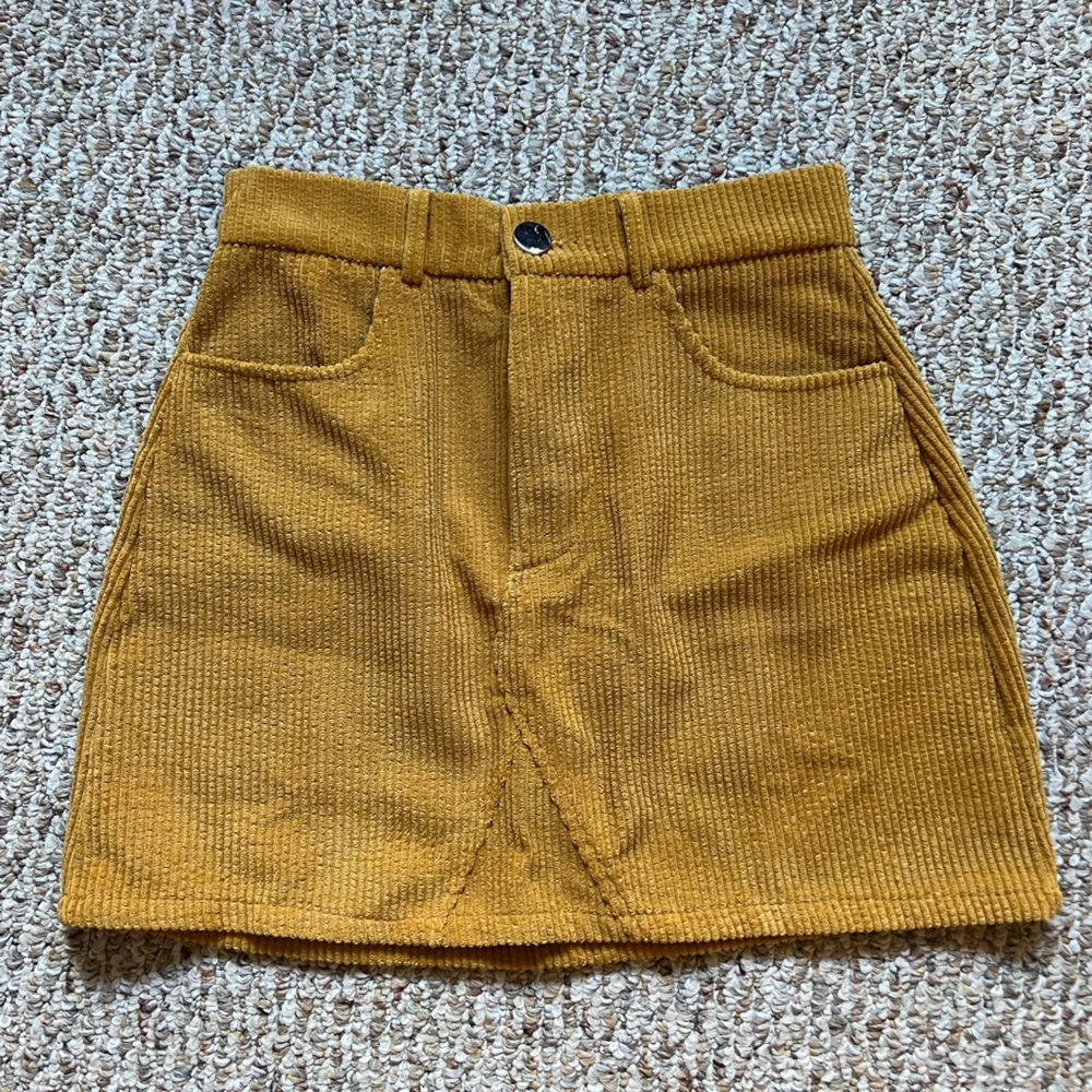 SHEIN Mustard Mini Skirt - Size 2 NEVER WORN